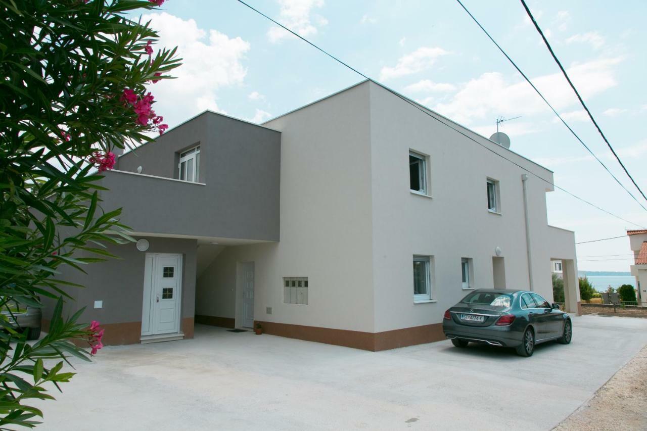 Navi Apartment Kaštela Екстериор снимка